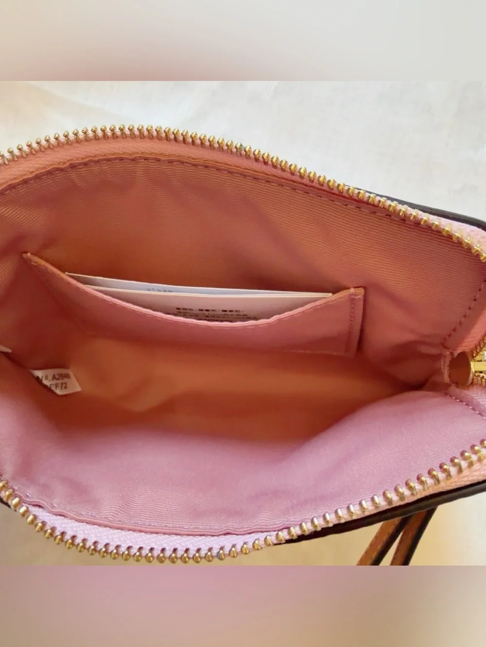 NWT COACH Corner Zip Wristlet In Signature Canvas With Flower Charm
